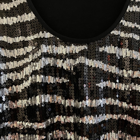 Sequin top - Picture 3 of 3